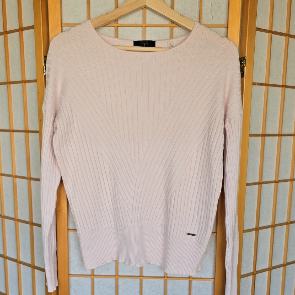 T Tahari Soft Pink Lightweight Ribbed Sweater - Women's Size M